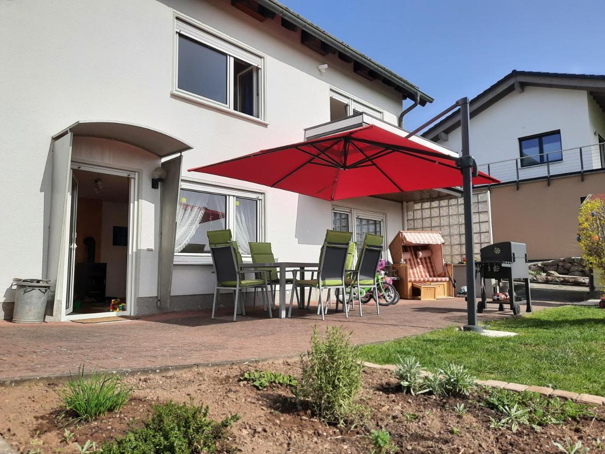 Schoene Aussicht Vöhl Exterior foto